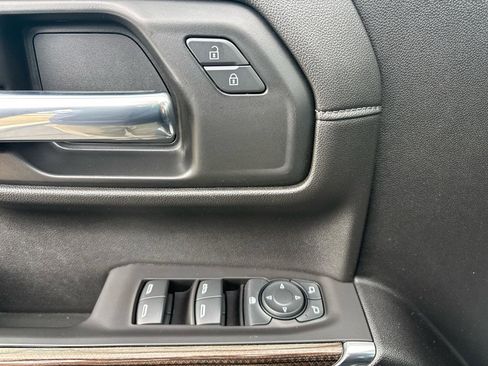 Used 2021 Chevrolet Silverado 1500 LT AWD/4WD image 15