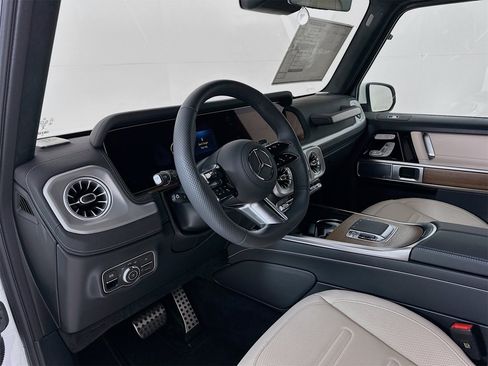 New 2025 Mercedes-Benz G 580 w/ EQ Technology image 10