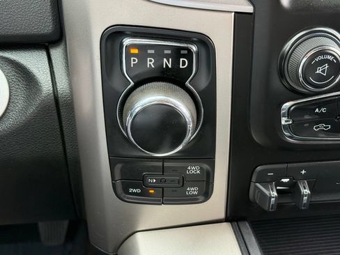 Used 2018 RAM 1500 Outdoorsman AWD/4WD image 26