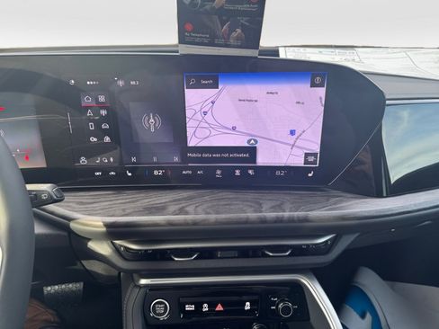 New 2025 Audi Q5 Premium Plus image 17