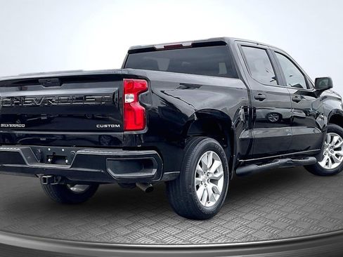 Used 2021 Chevrolet Silverado 1500 Custom w/ Safety Confidence Package image 13