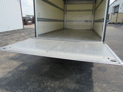 Used 2019 Ford Transit 350 156 DRW RWD image 17