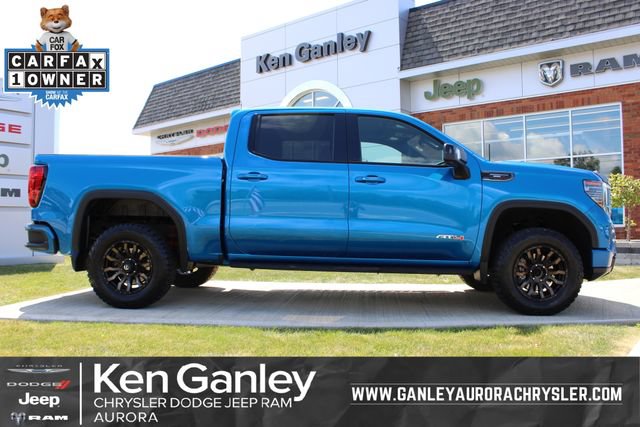 Used 2024 GMC Sierra 1500 AT4 w/ Technology Package AWD/4WD image 1