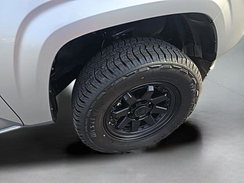 Used 2023 Toyota Tacoma SR image 16