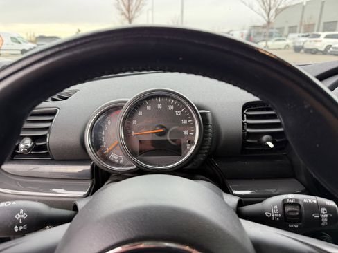 Used 2017 MINI Cooper Clubman w/ Premium Package image 10