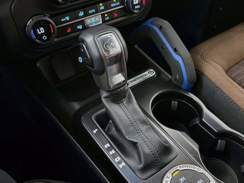 Used 2023 Ford Bronco Outer Banks AWD/4WD image 21