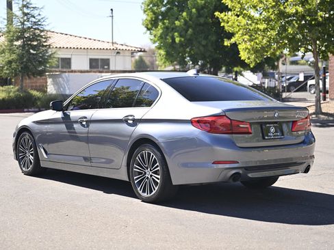 Used 2018 BMW 530i RWD image 7
