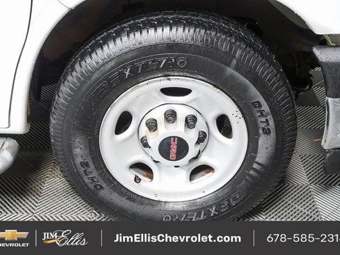 Used 2018 Chevrolet Express 2500 Work Van w/ Driver Convenience Package image 29