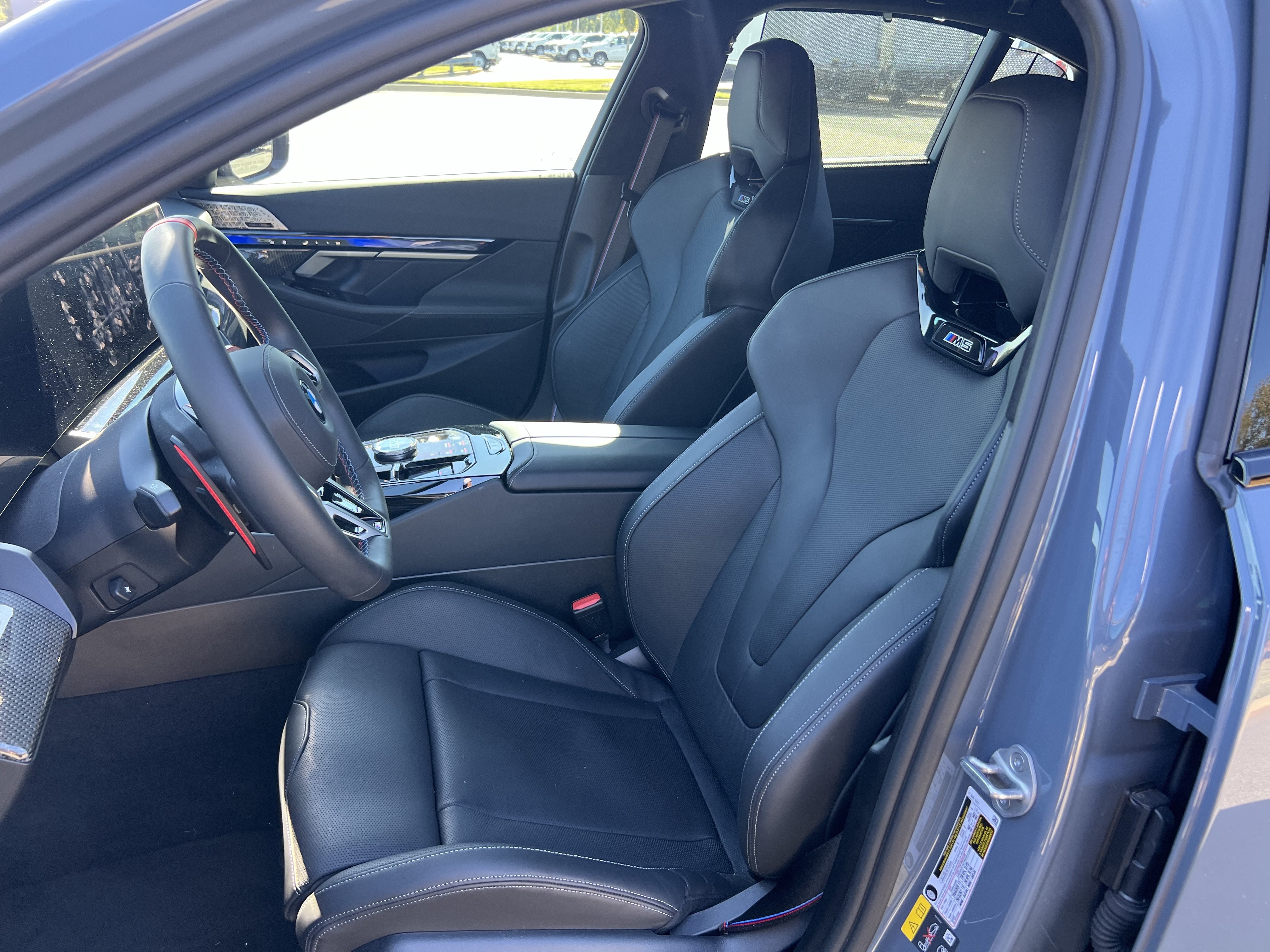 Used 2026 BMW M5 w/ Carbon Package AWD/4WD image 16