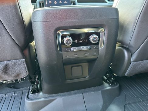 New 2026 GMC Yukon XL AT4 w/ AT4 Premium Plus Package image 24