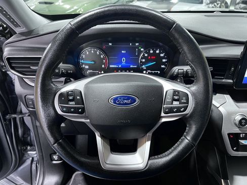 Used 2021 Ford Explorer XLT w/ Equipment Group 202A image 10