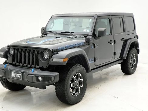 Used 2023 Jeep Wrangler Unlimited Rubicon 4xe w/ Cold Weather Group AWD/4WD image 2