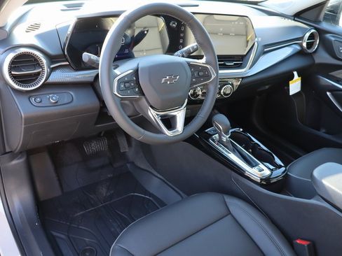 New 2026 Chevrolet Trax ACTIV image 4