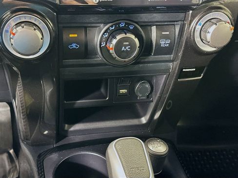 Used 2023 Toyota 4Runner TRD Off-Road Premium w/ Off Road Premium Plus Package image 16