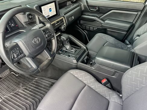 Used 2024 Toyota Tacoma SR RWD image 9