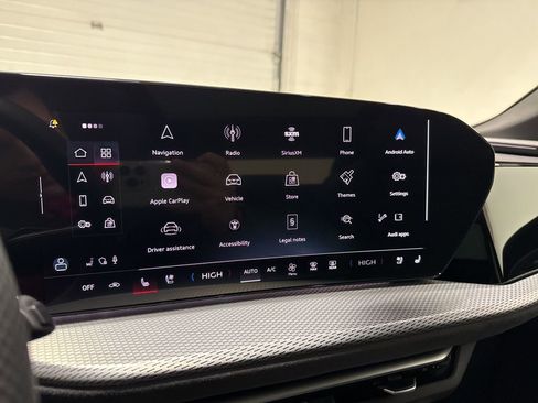 Used 2025 Audi SQ5 Premium Plus image 24