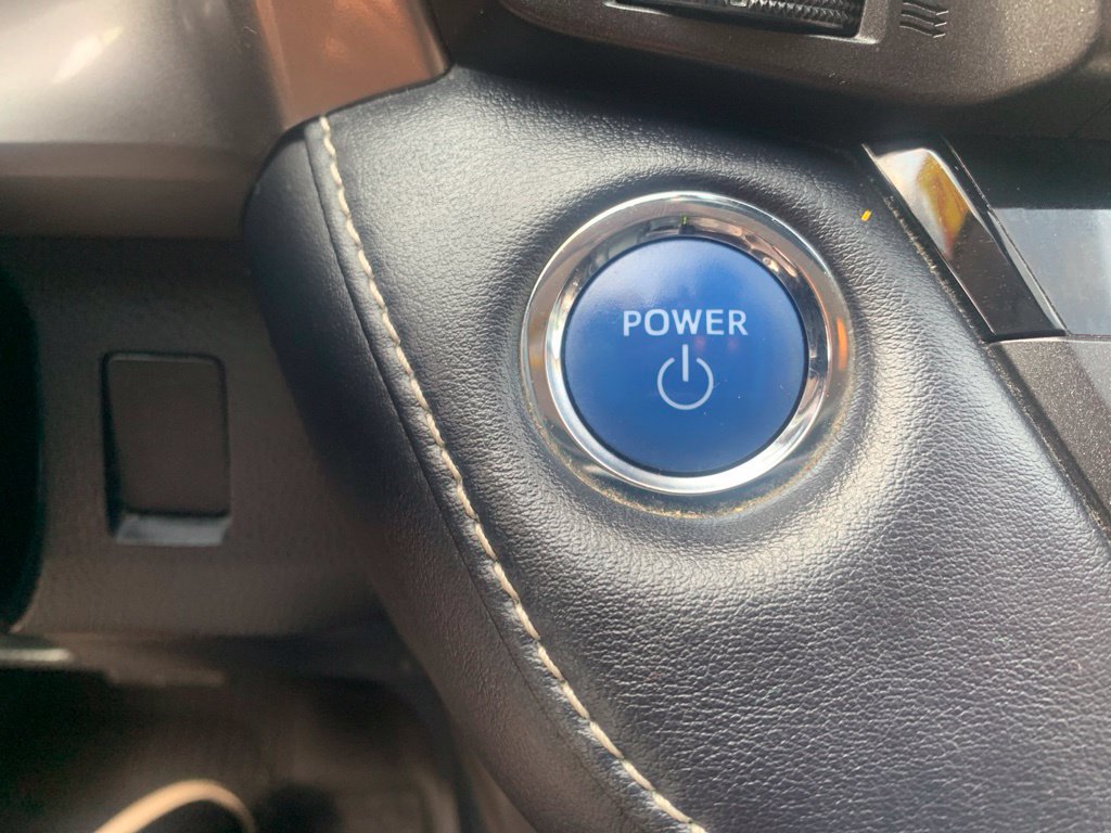Used 2018 Toyota RAV4 Limited w/ Advanced Technology Package AWD/4WD image 22