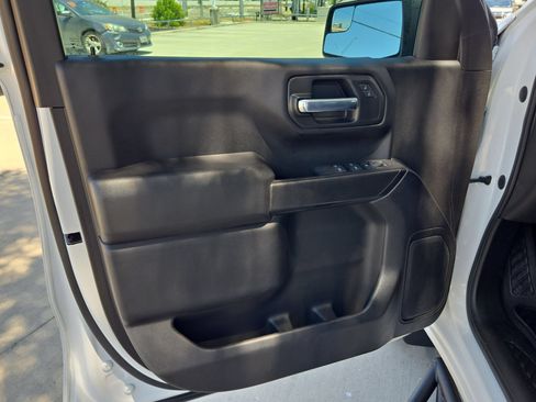 Used 2022 Chevrolet Silverado 1500 Custom RWD image 11