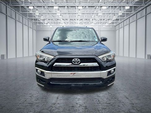 Used 2014 Toyota 4Runner Limited AWD/4WD image 2