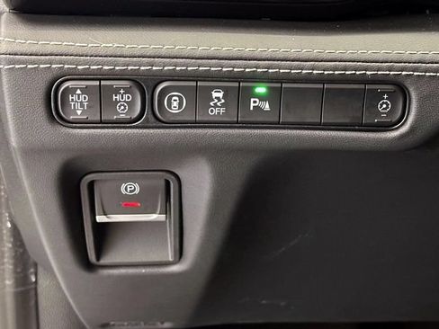 Used 2025 Acura MDX w/ Advance Package AWD/4WD image 23