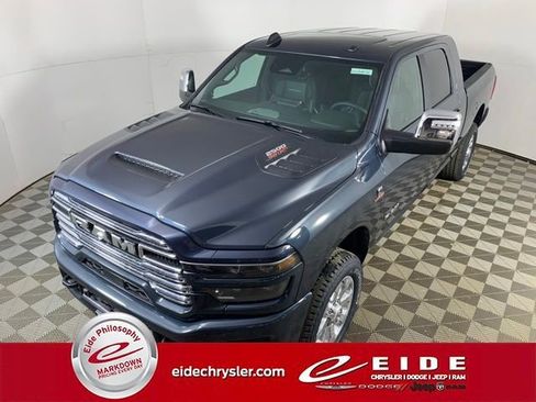 New 2026 RAM 2500 Laramie AWD/4WD image 7