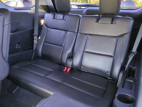 Used 2023 Ford Explorer Limited w/ Equipment Group 301A image 23