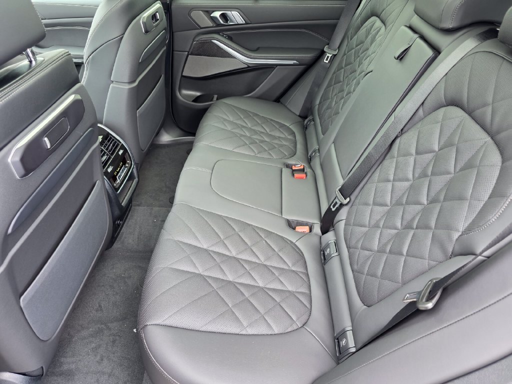 New 2026 BMW X5 M60i AWD/4WD image 12