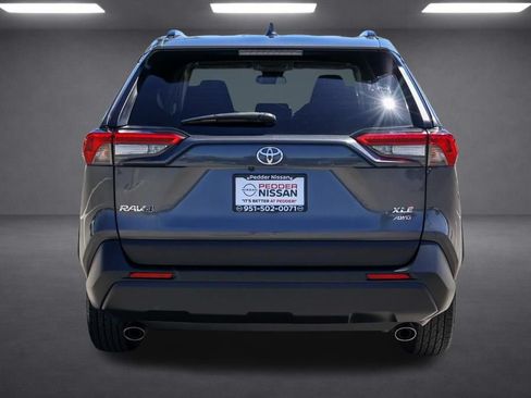Used 2024 Toyota RAV4 XLE AWD/4WD image 5