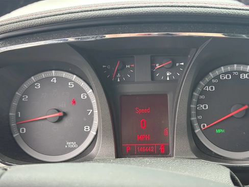 Used 2011 GMC Terrain SLT AWD/4WD image 18