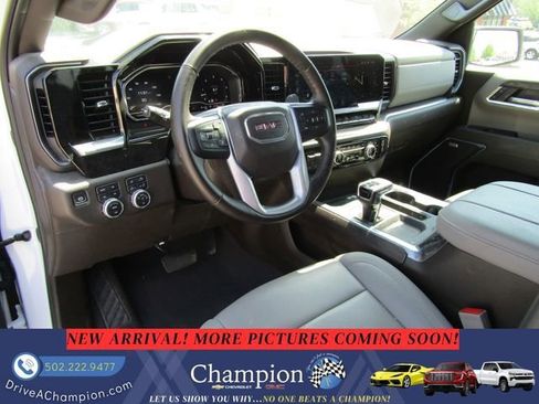 Certified 2025 GMC Sierra 1500 SLT w/ SLT Premium Plus Package AWD/4WD image 15