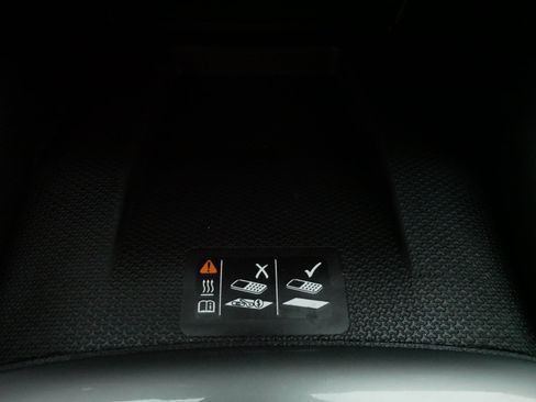 Used 2024 Chevrolet Blazer LT w/ Convenience Package FWD image 33