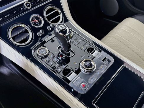 Used 2023 Bentley Continental GT V8 AWD/4WD image 23