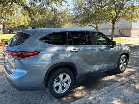 Used 2023 Toyota Highlander LE image 5