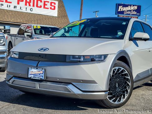 Used 2023 Hyundai Ioniq 5 Limited image 2