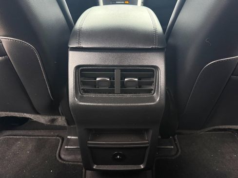 Used 2023 Ford Edge SEL image 28