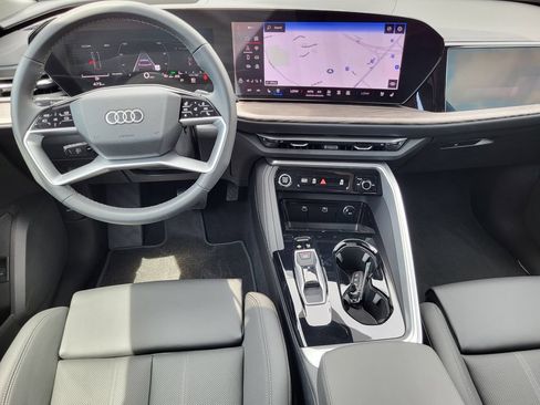 Used 2025 Audi Q5 Prestige AWD/4WD image 9