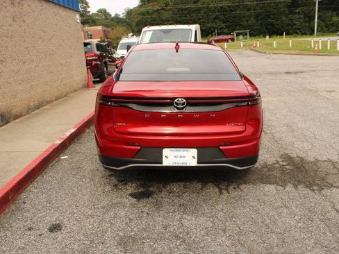Used 2023 Toyota Crown AWD/4WD image 5
