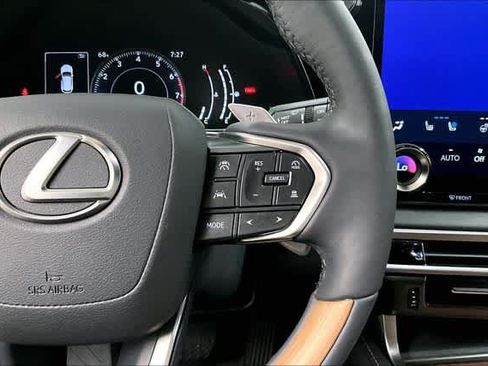 Used 2023 Lexus RX 350 Premium w/ Accessory Package AWD/4WD image 12
