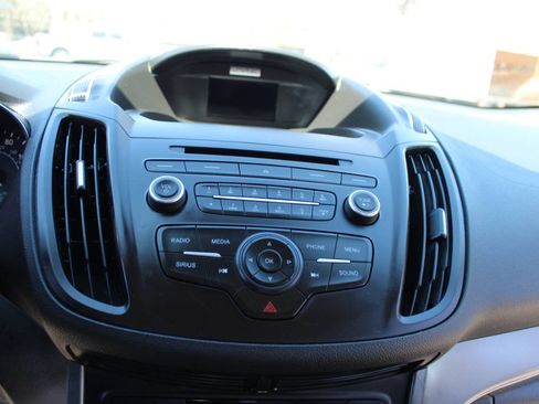 Used 2017 Ford Escape SE AWD/4WD image 20