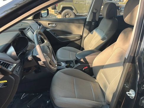 Used 2017 Hyundai Santa Fe Sport AWD/4WD image 14