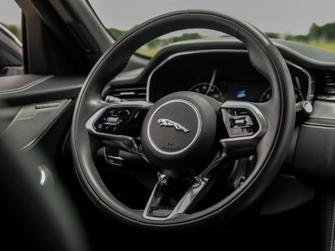 Used 2025 Jaguar F-PACE R-Dynamic S AWD/4WD image 20