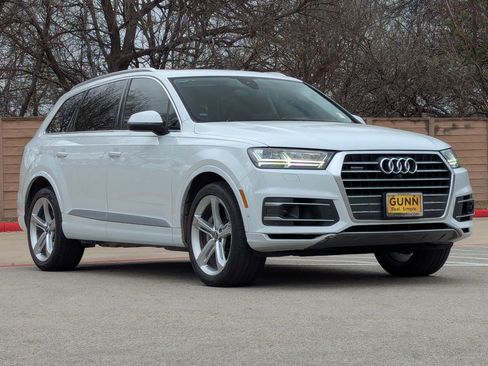 Used 2019 Audi Q7 3.0T Prestige w/ Prestige Package image 2