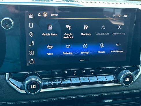 Used 2024 Chevrolet Colorado LT w/ LT Convenience Package II image 12