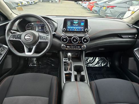 Used 2024 Nissan Sentra SR image 11