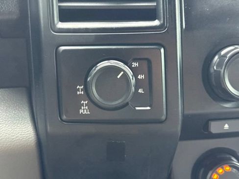 Used 2015 Ford F150 XL w/ Equipment Group 101A Mid AWD/4WD image 19