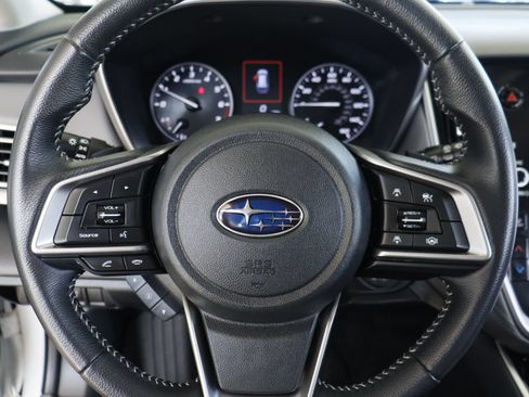 Used 2022 Subaru Outback Onyx Edition XT AWD/4WD image 11