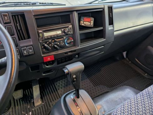 Used 2023 Chevrolet Low Cab Forward 5500XD image 23