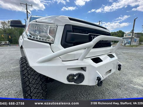 Used 2015 Toyota Tundra SR5 w/ SR5 Upgrade Package AWD/4WD image 15