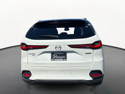 Certified 2025 MAZDA CX-70 3.3 Turbo w/ Preferred Package AWD/4WD image 4