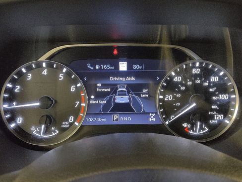 Used 2021 Nissan Titan SV w/ SV Convenience Package AWD/4WD image 23